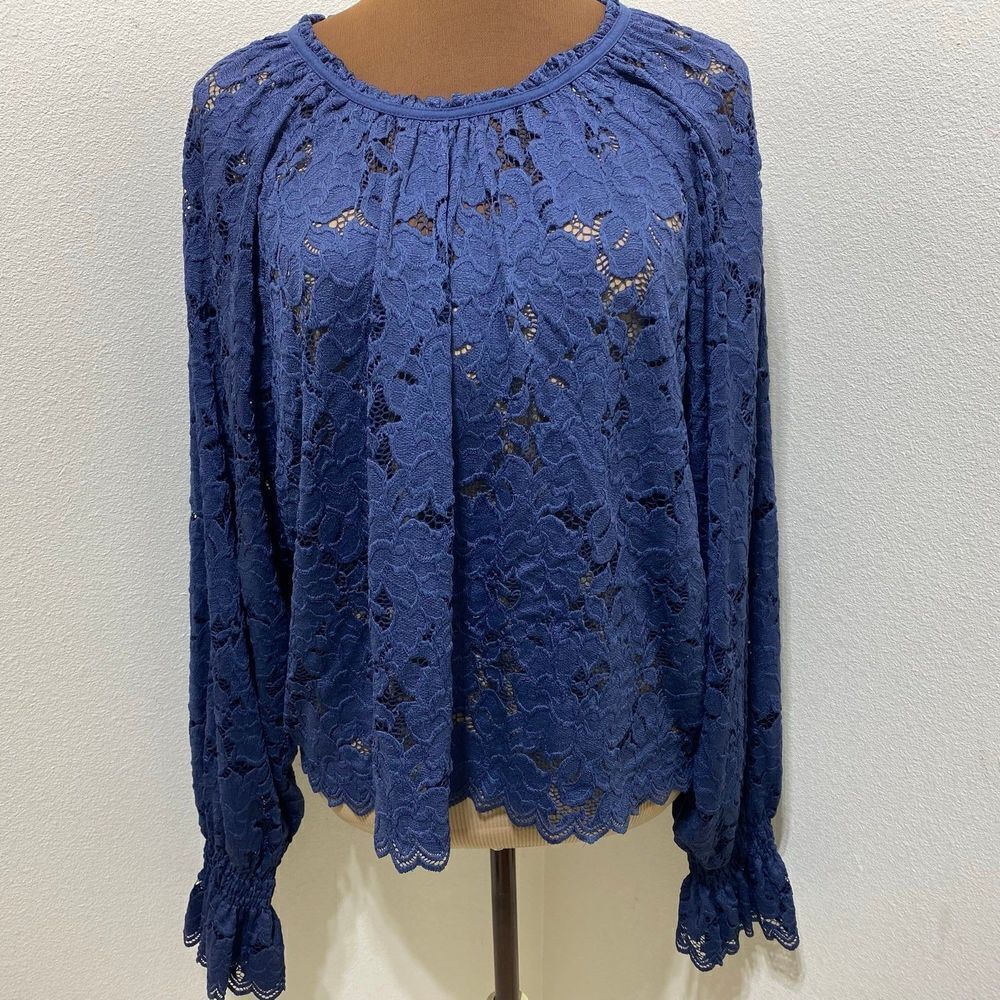 Free People Navy Blue Olivia Balloon Sleeve Lace Blouse Size Medium